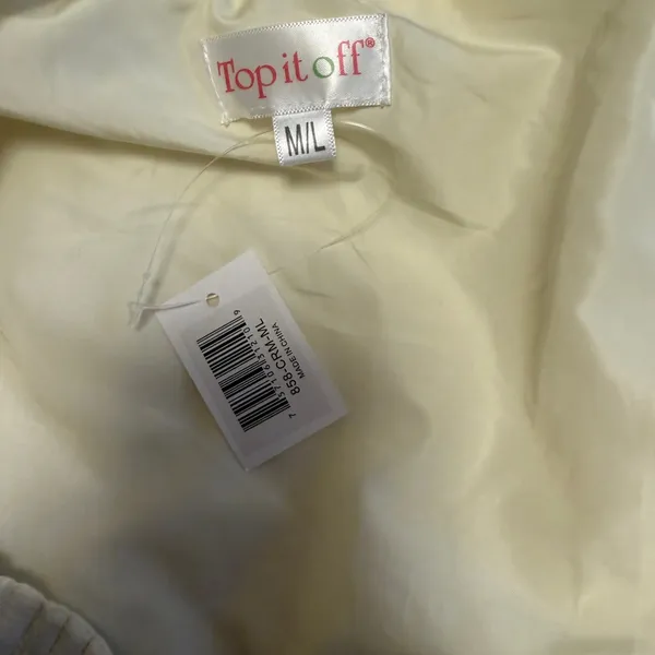 Top It Off Quilted Long Button Up Stadium Style Sleeveless Vest M/L Ivory NWT - Image 2