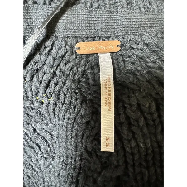 Free People Montana‎ Cable Cardi Black Women's Size Medium - Image 9