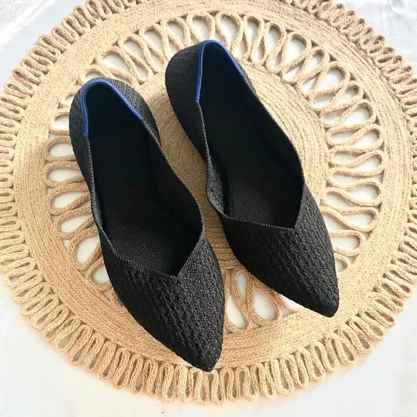 Rothy's The Point Toe Flats in Black Honeycomb Knit Size 8 - Image 3