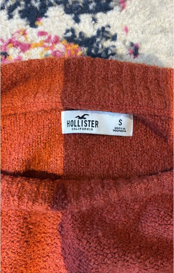 Hollister Sweater - Image 2