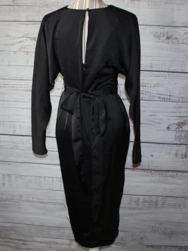 NWT ASOS DESIGN satin midi black dress with batwing sleeve and wrap waist Size 6 - Image 5