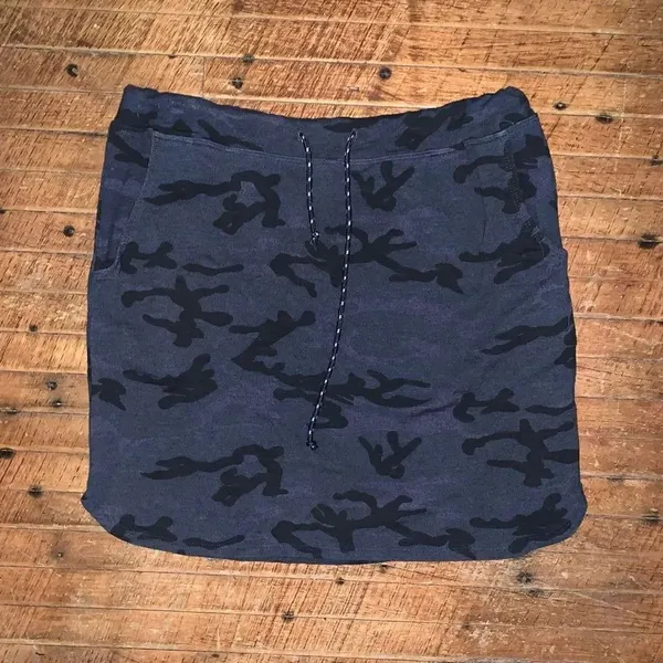 Sundry blue camo drawstring waist knit 2/M loungewear skirt - Image 2
