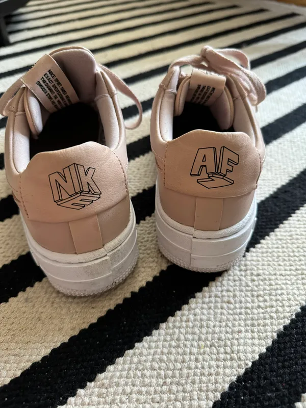 Nike Air Force 1 - Image 4