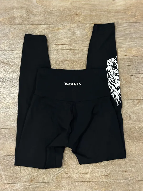 Darc Sport Wolves Black Graphic Size Small - Image 3