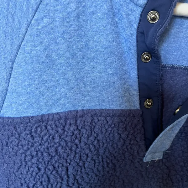 Vineyard Vines Dark Blue and Light Blue Fleece Jacket - Image 6