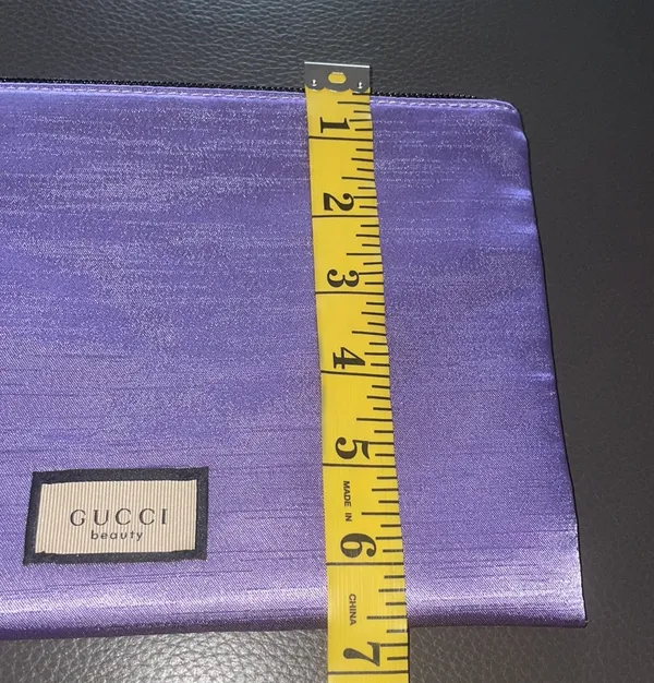 Gucci Makeup/Cosmetics - Image 11