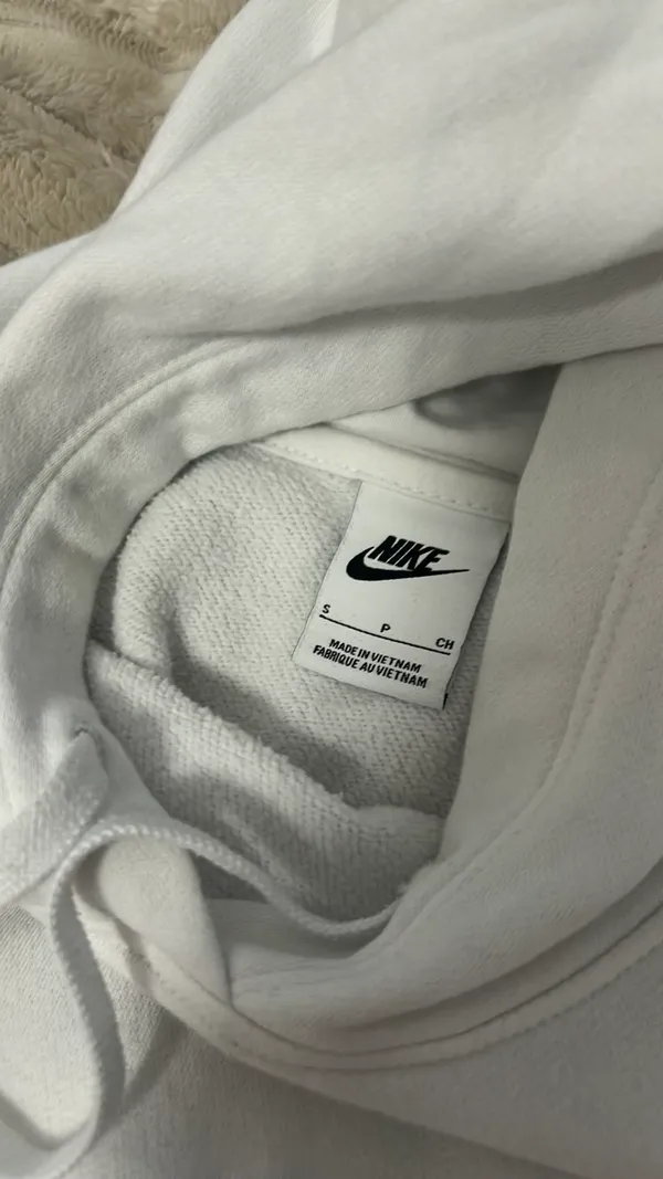 Nike Sweatshirt - Image 3