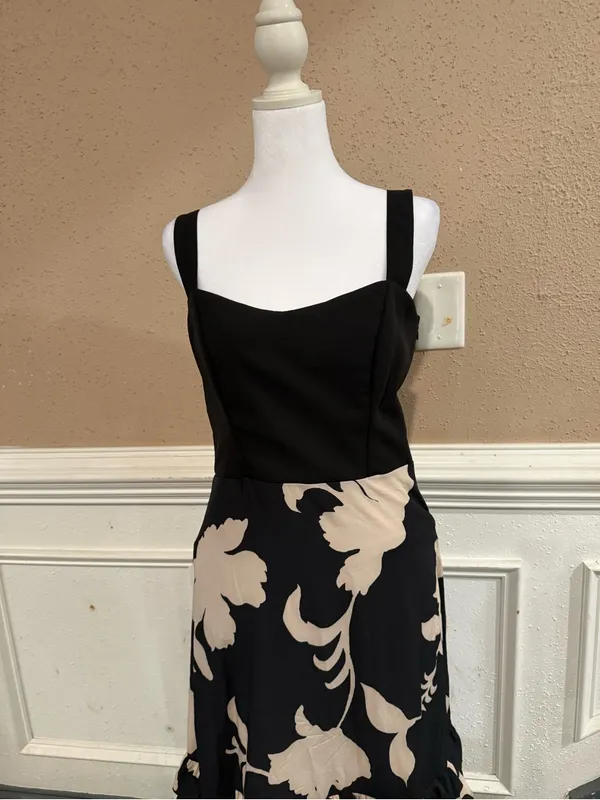 Colombian Black Floral Maxi Dress with Ruffles - Image 2