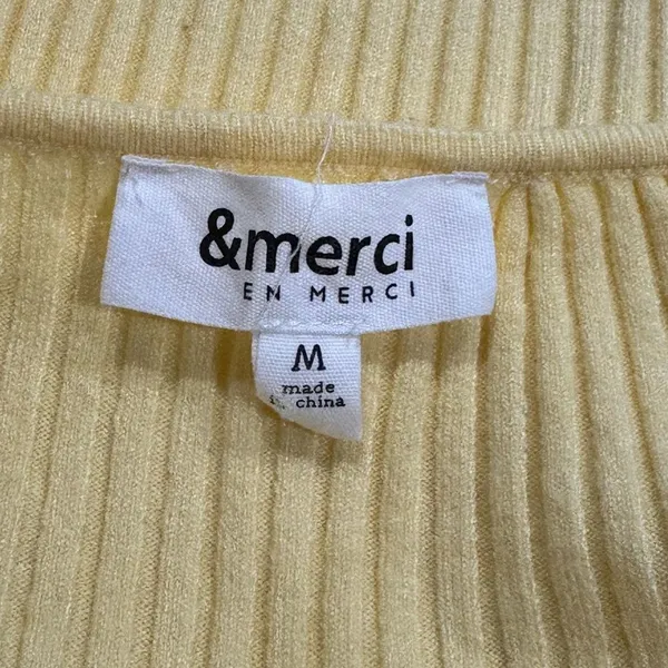 &Merci Yellow Ribbed Embroidered Sleeve Top Women’s Medium - Image 4