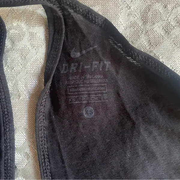 Nike Women's Black Racerback Tank Top - Image 3