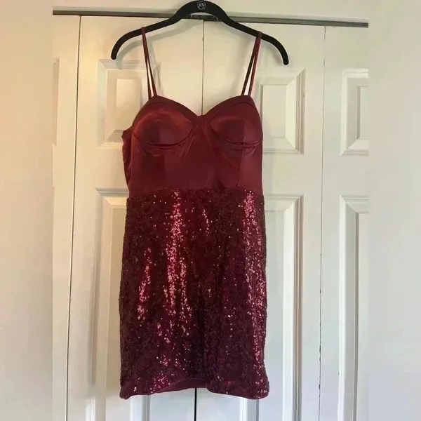 Lulus Dance in the Spotlight Burgundy Satin Sequin Bustier‎ Mini Dress Size M B25 - Image 6