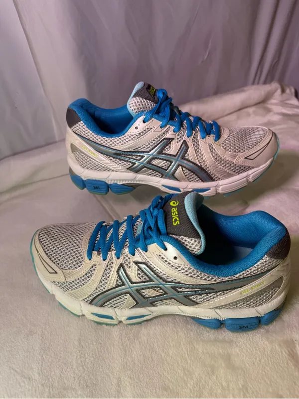 ASICS Women's White and Blue Athletic Running Shoe - Image 2
