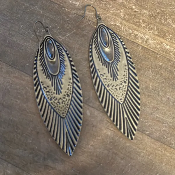 Enamel peacock feather dangle earrings Green - Image 4