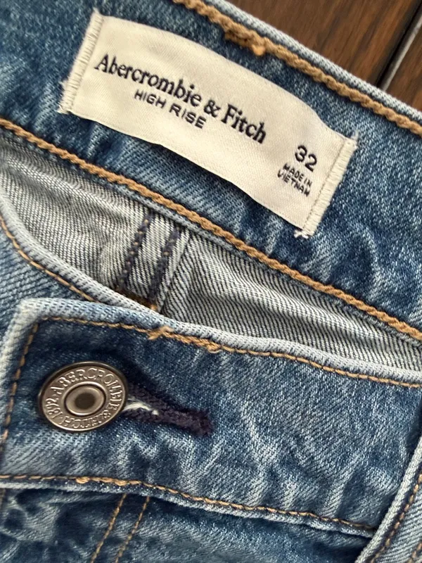 Abercrombie High Rise Straight Leg Jeans Size 32 Women’s Denim Medium Wash - Image 4