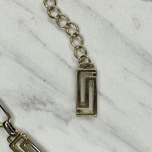 Greek Key Gold Tone Chain Belt One Size (OS) Adjustable Hook Closure ✨ - Image 10