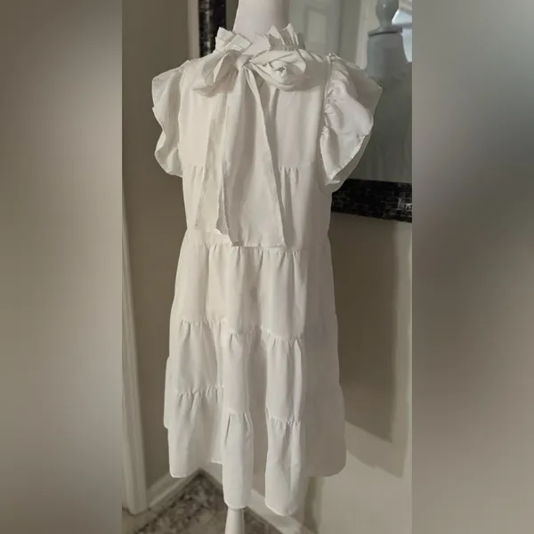 Beautiful entro White Tier Ruffle Sleeve Bow Tie Large Dress - Image 2