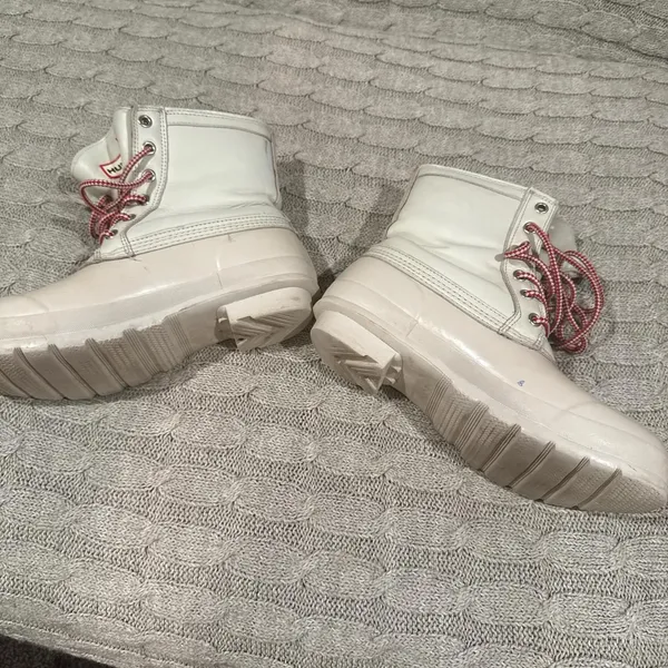 Hunter Women's Cream and White Boots Size 9 - Image 4