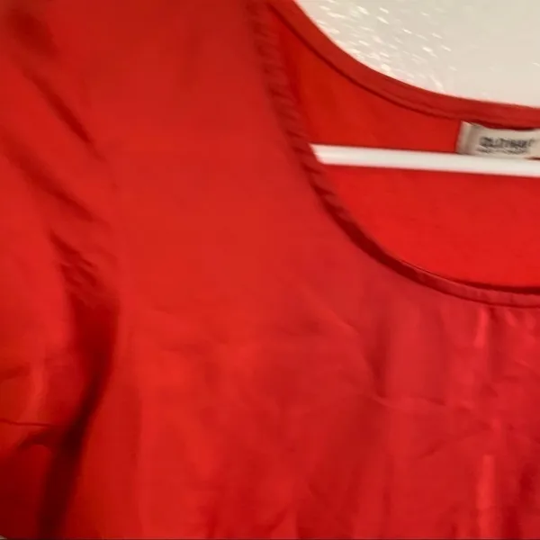 Old Navy Womens Sz XS Scoop Neck Short Sleeve Blouse Red Pink Mixed Media Pocket - Image 5