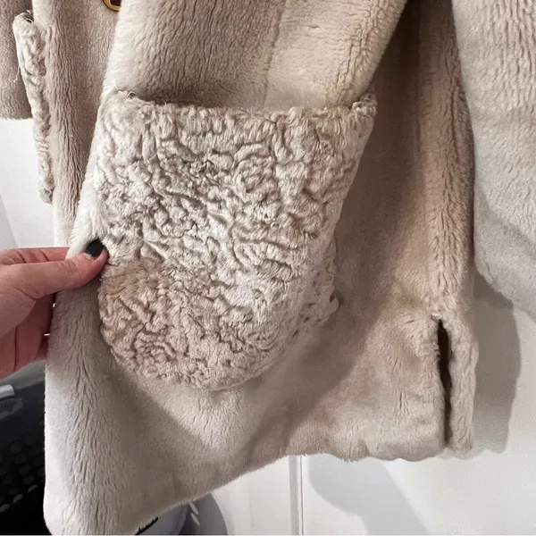 Cream Fur Vintage Long Coat - Image 6