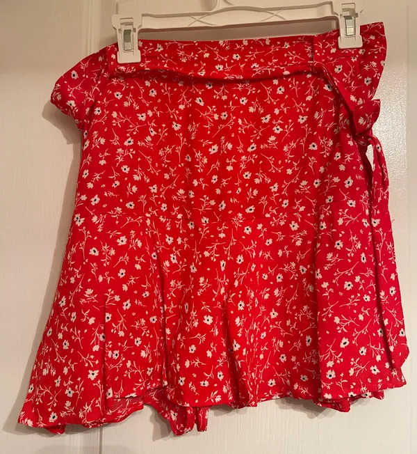 ZARA Flower Skort - Image 3