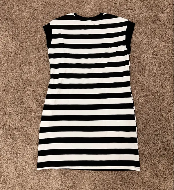 Black & White Stripe T-Shirt Dress - Image 4