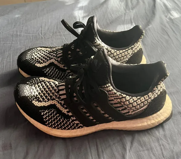 Adidas Ultra Boost 5.0 DNA - Image 2