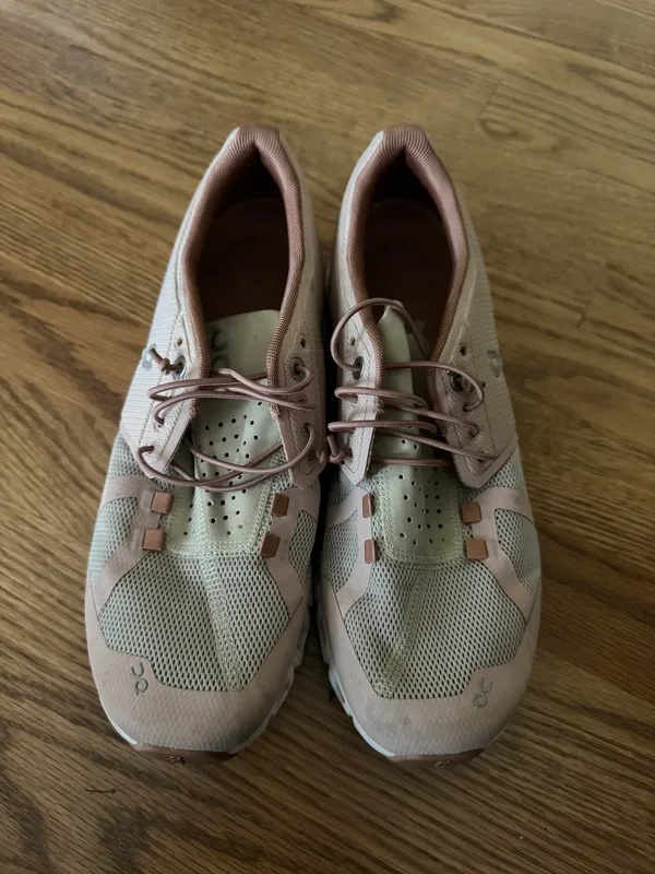 Running Shoes - Image 4