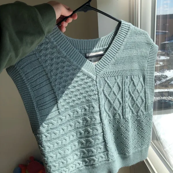 Jessica Simpson Sweater Vest - Image 2