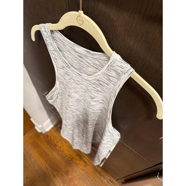 Lululemon Squad Goals Tank‎ women's 6 - Image 2