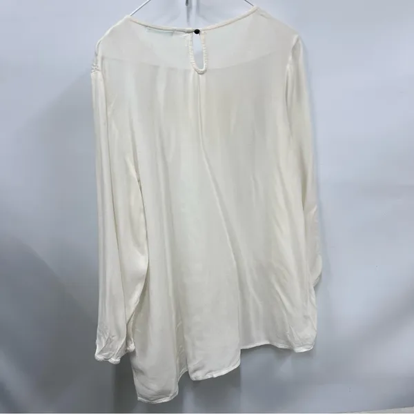Maurices Cream Lace Detail Blouse size M sheer top embroidered hemline boho - Image 8