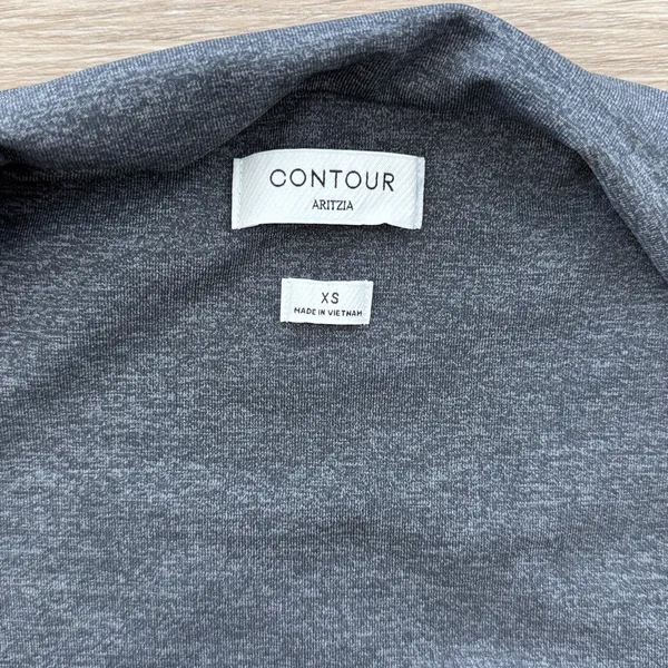 Aritzia Contour Flourish Top - Image 4