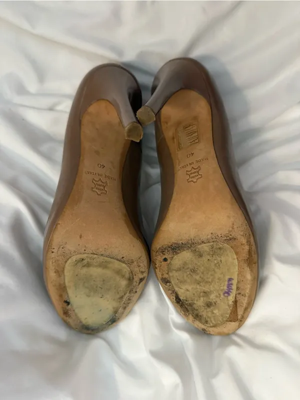EUC Kurt Geiger London Eden Court Shoes in Natural Leather - Image 9