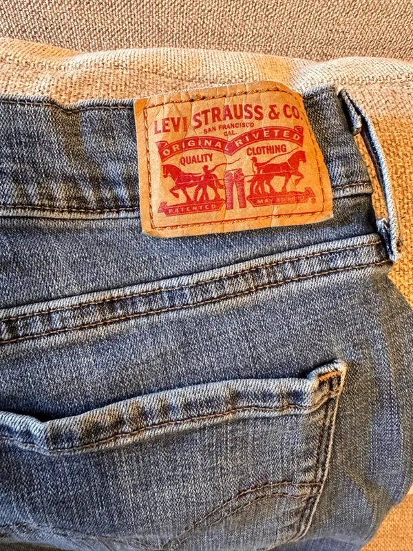 Levi’s 505 Straight Leg Women’s Blue Jeans Size 8 Medium Wash Denim W 28 L 30 - Image 5