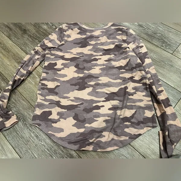 Camo Long Sleeve Tee - Image 4
