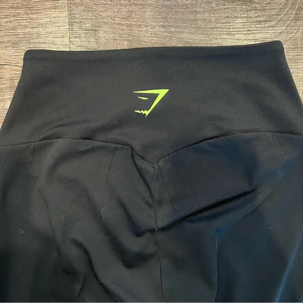 Gymshark Full Length Black Leggings Size Small - Image 6