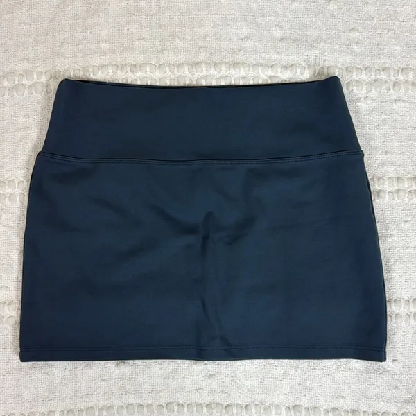 Sunday Best Low Rise Mini‎ Tube Skirt in Scarab Size Small - Image 2