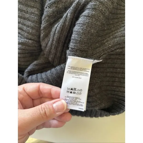 Brooks Brothers 346 Merino Wool Cable Knit Cardigan X-Small Gray Preppy - Image 4