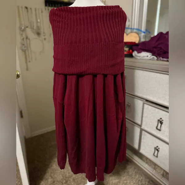 Red‎ off shoulder pullover sweater Red Size 2X - Image 3