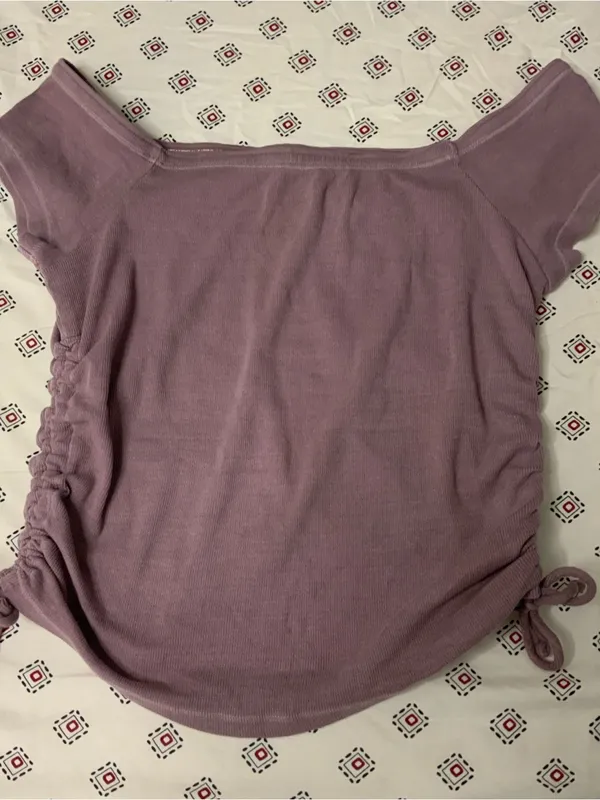 Women's Ruched Side Short Sleeve Top in Dusty Mauve - Image 2