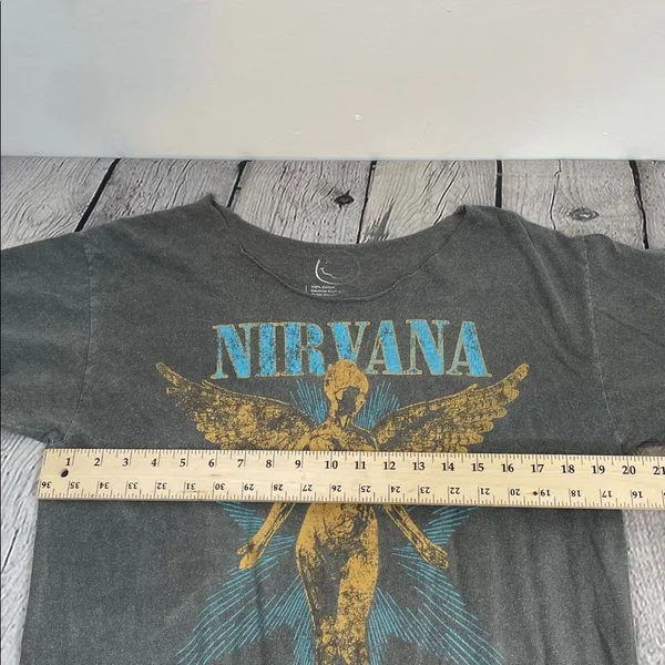 NIRVANA Angel Graphic Tee Gray and Gold size M/L neckline cut out - Image 8
