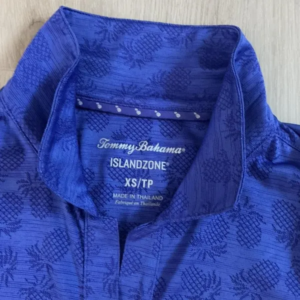 Tommy Bahama IslandZone Sleeveless Polo Shirt XS Blue‎ Pineapple Print Golf - Image 3