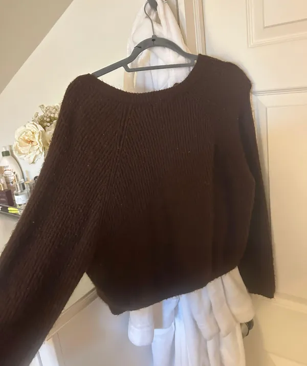 Forever 21 Sweater - Image 3