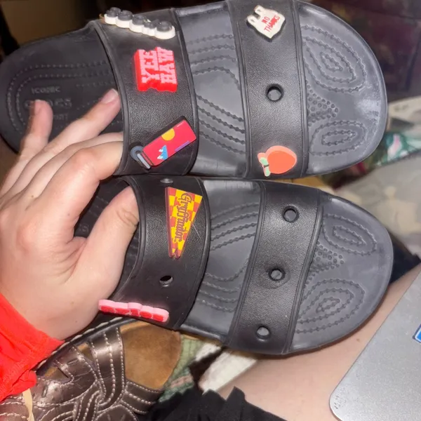 Crocs Unisex Baya Two-Strap Slide Sandals, Black Womens Size 7 - Image 6