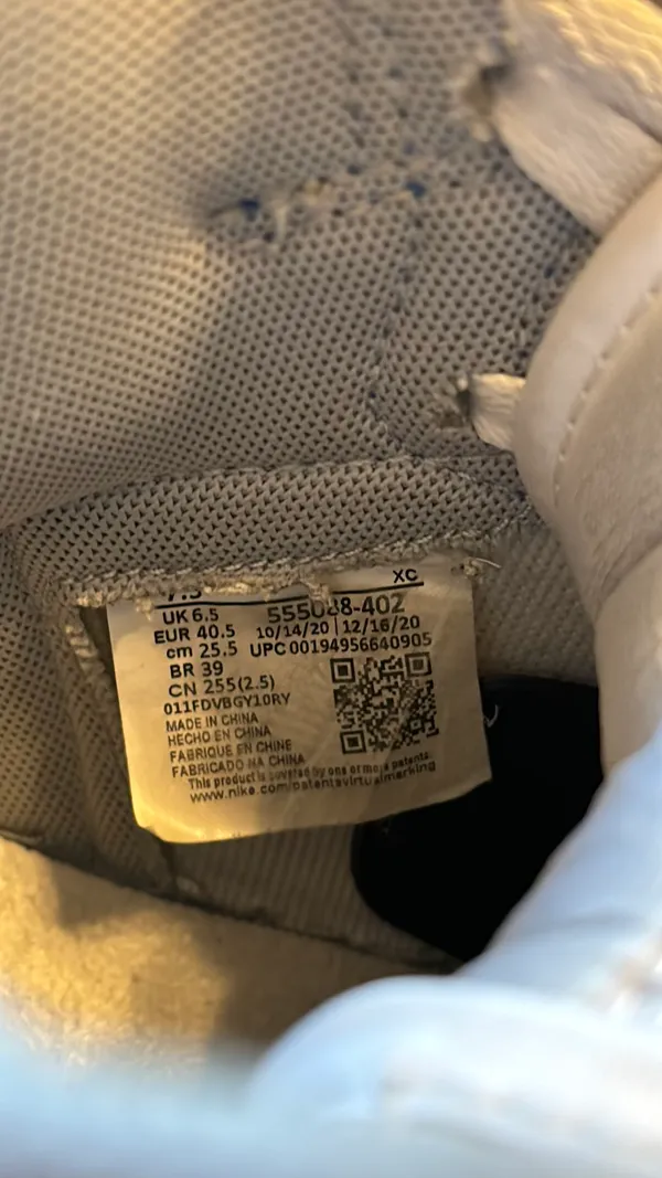 Air Jordan 1 Retro High Og Hyper Royal - Image 12