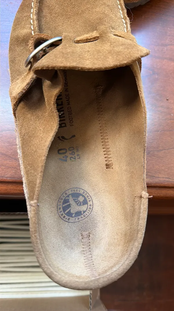 Women’s Birkenstock Buckley Size 40 - Image 6