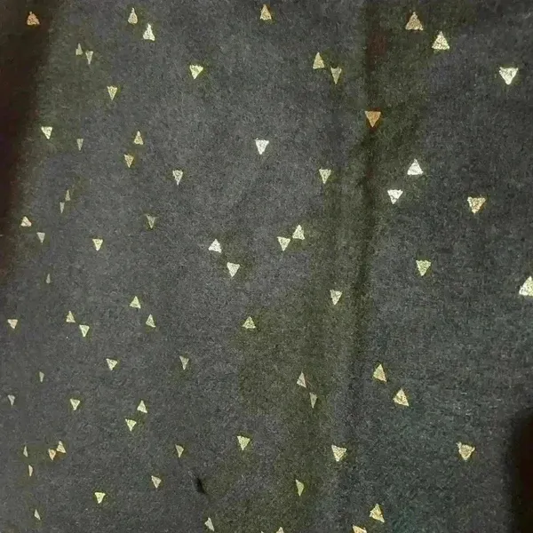Hollister‎ Shawl - Image 3