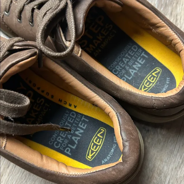 KEEN Presidio II Leather Walking Shoes Women’s Size 8 - Image 3