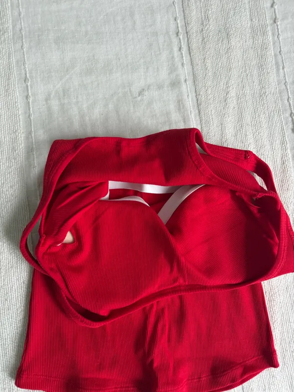 SUUKSESS Amazon ribbed scoop neck red tank - Image 2