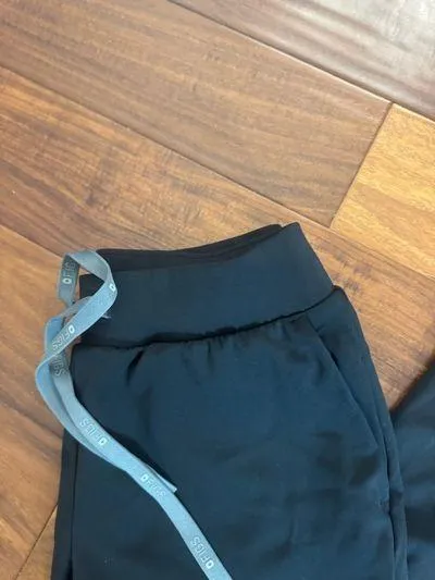 FIGS Scrub Pants - Image 2