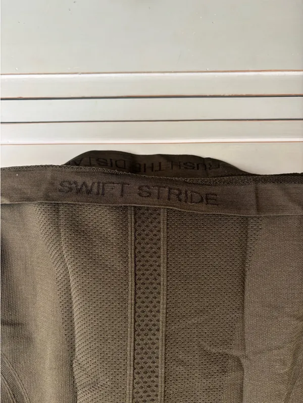 Lululemon Swiftly Tech Shirt 2.0 Hip Length Short Sleeve - Image 4